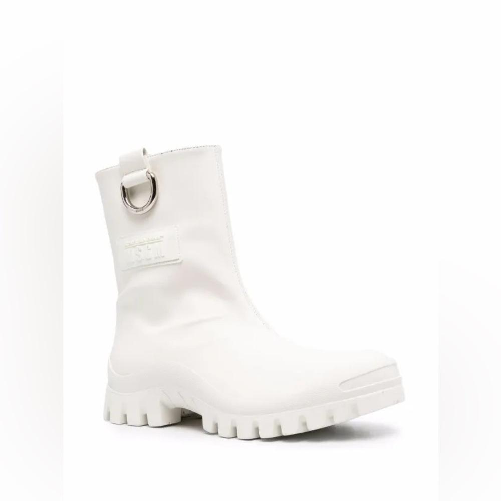 NWT  MSGM
round toe ankle boots